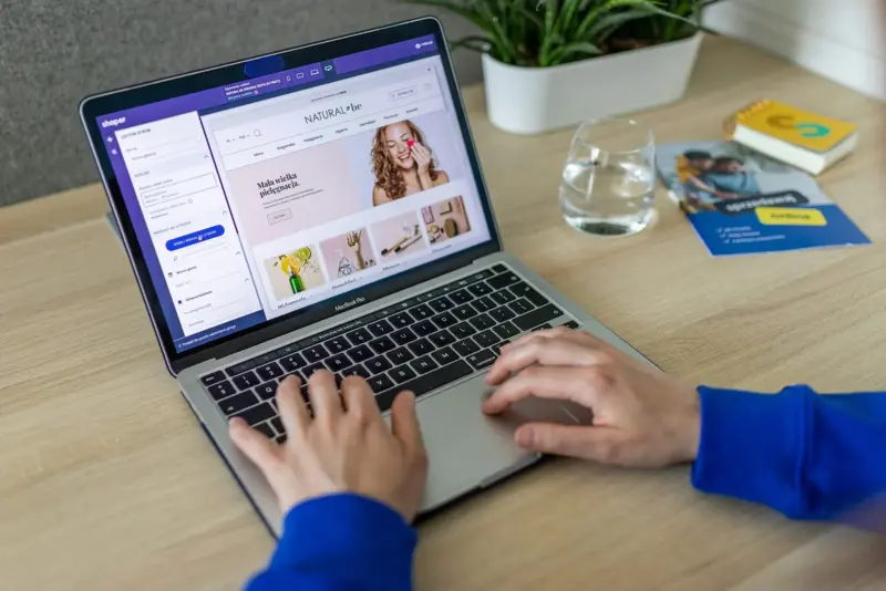 Chatbot AI: Vũ khí bí mật thương mại điện tử của bạn cho năm 2025